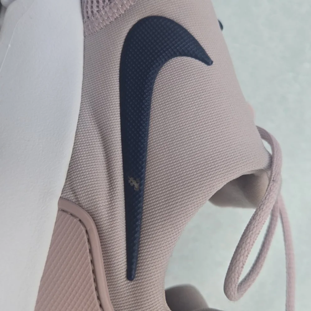Nike these athletic